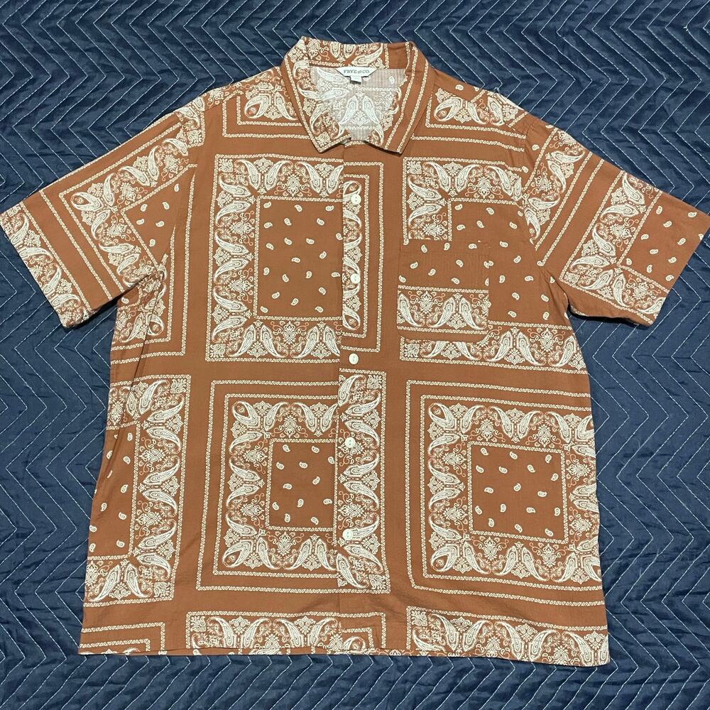 Frye & Co. Button Up